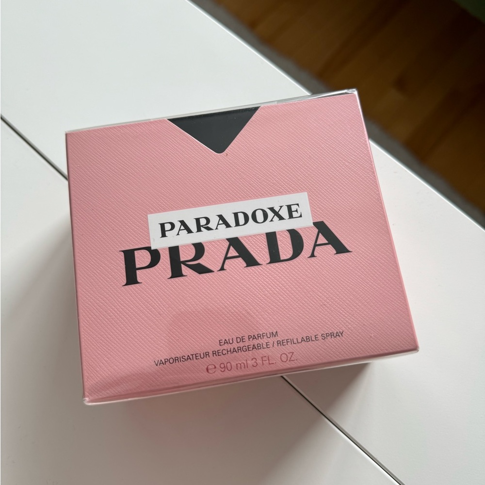 Prada Paradoxe
